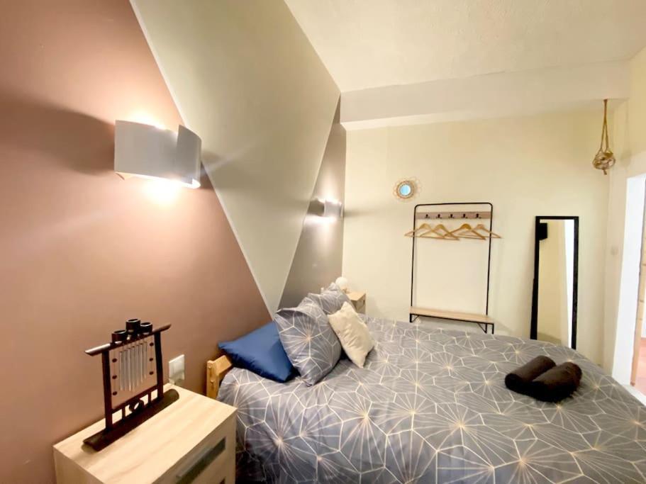 Le Jardin Secret De Nady Apartamento Carcasona